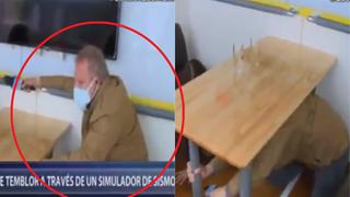 Gunter Rave y su reacción en un simulador de sismos | VIDEO