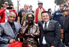 Héctor Lavoe: develan estatua del cantante salsero en el Callao