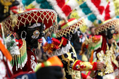 Así se realiza la festividad del Señor de Burgos en Huánuco. (Foto: Andina)