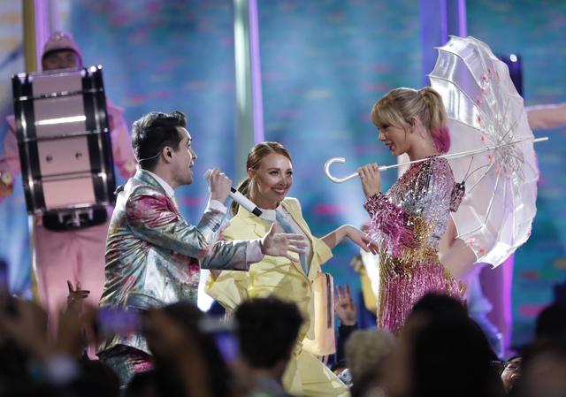 Brendon Urie y Taylor Swift en los Billboard Music Awards 2019. (Foto: Agencias).