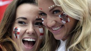 Uruguay vs. Inglaterra: se vive eufóricamente en las tribunas