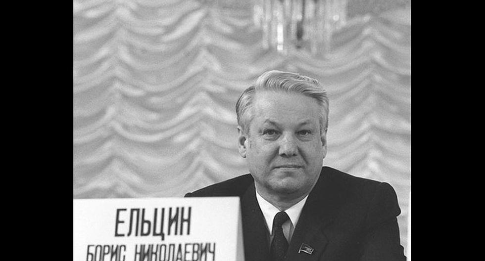 Borís Yeltsin ordena la retirada de las tropas de Chechenia. (Foto: Wikimedia)