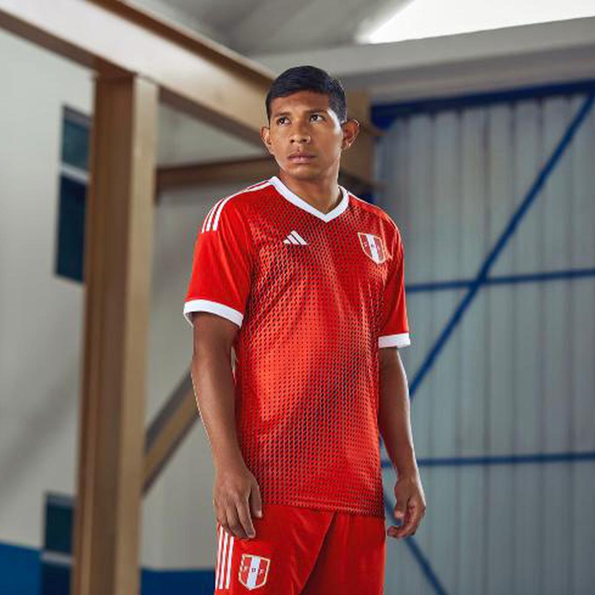 Así es la nueva camiseta de la selección peruana elaborada por | Nueva camiseta de Perú | FOTOS | DEPORTE-TOTAL EL PERÚ
