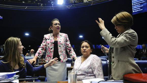 Las mosqueteras, las cuatro senadoras que defienden a Dilma