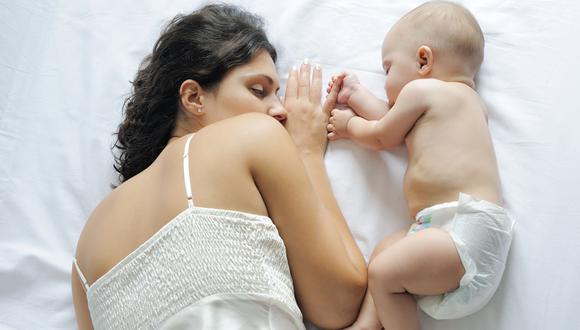 ¿Cómo afrontar el sueño cuando tu bebé no te deja dormir?