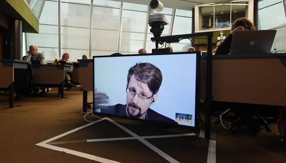 Edward Snowden participa en una mesa redonde sobre la protección de los denunciantes en el Consejo de Europa en Estrasburgo, Francia, 15 de marzo de 2019. (Foto: FREDERICK FLORIN / AFP).