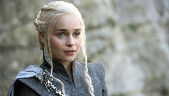 Emilia Clarke revela la verdad tras el polémico vaso que apareció en el último capítulo de Game of Thrones. (Foto: HBO)