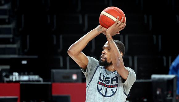 Kevin Durant entrenando con el equipo de básquet de Estados Unidos. (Foto: AFP)