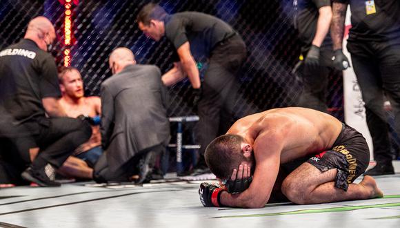 El llanto de Khabib tras su triunfo en el UFC 254 | Foto: @UFCEspanol
