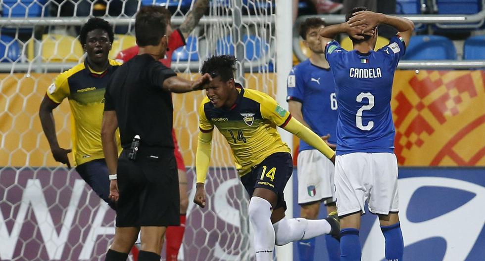 Ecuador vs. Italia Richard Mina marcó el 10 con potente remate dentro