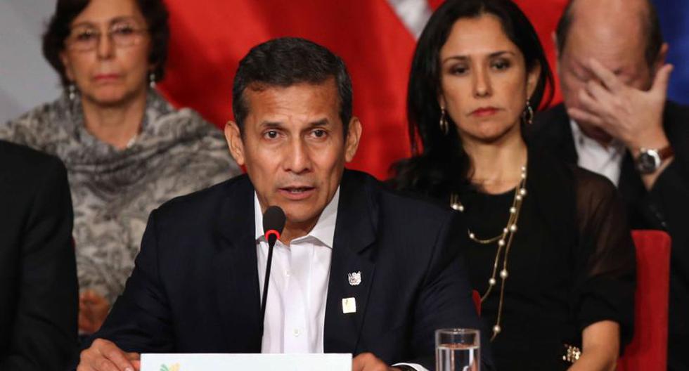 Ollanta Humala y en el fondo Nadine Heredia. (Foto:EFE)