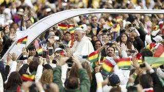 Fe, emoción y fotos en la misa del Papa Francisco en Bolivia