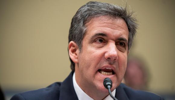 Michael Cohen dice ante el Congreso de Estados Unidos que Donald Trump es un estafador y que sabía que Roger Stone estaba en contacto con WikiLeaks. (Foto: EFE).