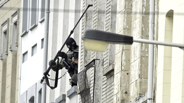 Increíble operativo en Bélgica en busca de terroristas de París - 7