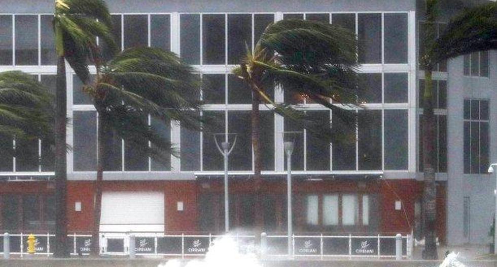 Mientras que el poderoso huracán Irma azota el estado de Florida, EE.UU. en Internet empiezan a aparecer diferentes videos del lugar de los hechos. (Foto: EFE)