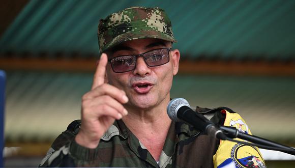 El máximo comandante de la disidencia de las FARC-EP, también conocido como Iván Mordisco. (Foto de JOAQUÍN SARMIENTO / AFP)