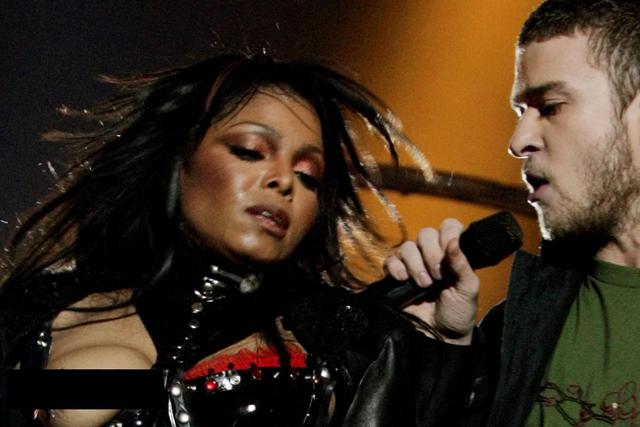 Recordando el 'nipplegate', incidente protagonizado por Janet Jackson y Justin Timberlake que ocurrió durante el Super Bowl 2004. (Foto: Reuters)