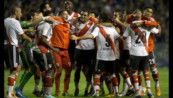 River Plate goleó 4-1 a Independiente y domina en Argentina