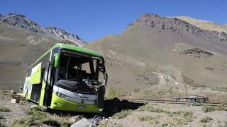 Accidente de bus que iba de Argentina a Chile deja 19 muertos