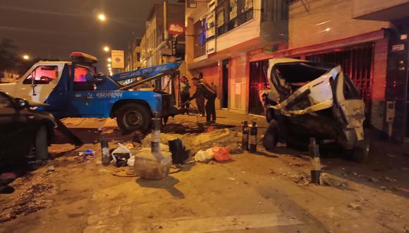 Violento accidente ocurrió en Los Olivos. (Foto: RPP Noticias)