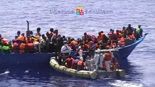 Italia rescata 3.000 refugiados en un día [VIDEO]