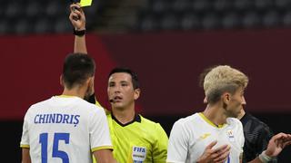 Prensa argentina tilda de polémico a Kevin Ortega, arbitro del Argentina vs. Bolivia