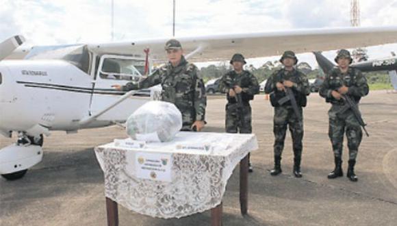 La avioneta intervenida hace tres días en Puno iba a transportar al menos 250 kilos de droga a Bolivia. (Foto: Manuel Calloquispe)