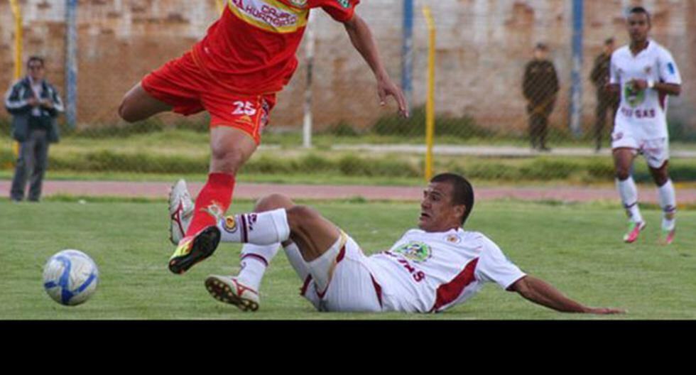 Ayacucho FC y Sport Huancayo se enfrentan en el Ciudad de Cumaná. (Foto: Difusión)