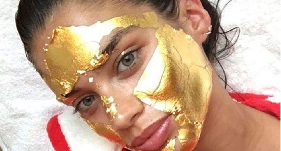Una de ellas es la mascarilla de oro que utilizaron las modelos de Victoria’s Secret días previos a su desfile. (Foto: Instagram/mimiluzon)