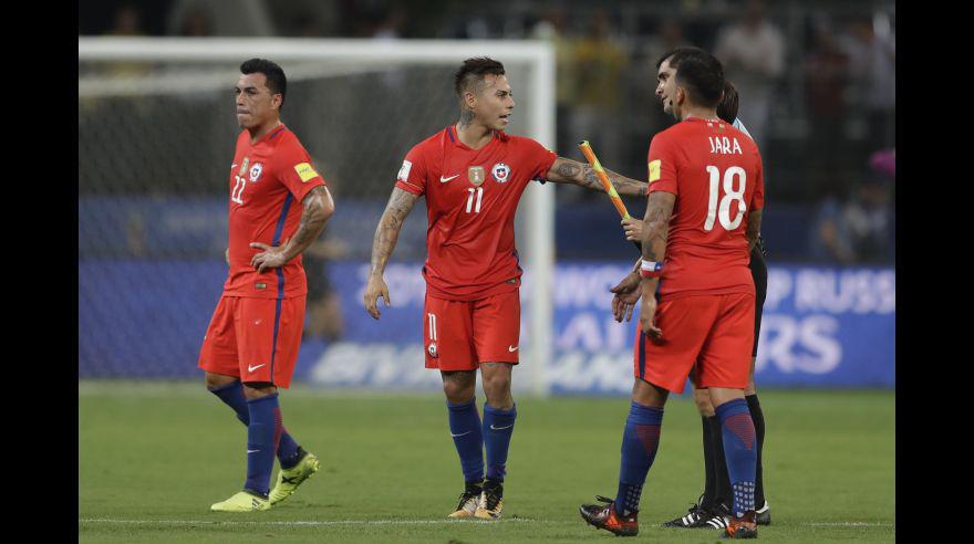 Chile quedó fuera del Mundial, tras caer goleado ante Brasil. (Foto: agencias)