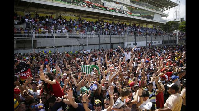F1: público invadió pista en Interlagos y gritó “¡Senna!” - 1