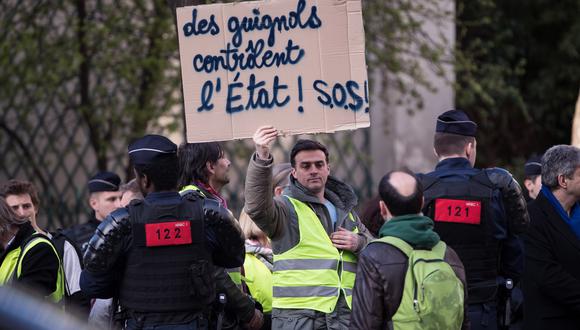 Las manifestaciones de los chalecos amarillos en Francia se prohibieron en los Campos Elíseos y en sus inmediaciones, así como en un perímetro que incluye el palacio del Elíseo y la Asamblea Nacional. (Foto: EFE)