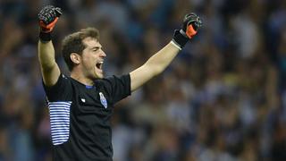 Iker Casillas: Porto líder en Portugal gracias a sus atajadones