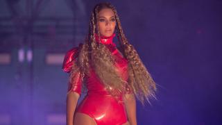 Beyoncé siempre sabe cómo salir de apuros en vivo [VIDEO]