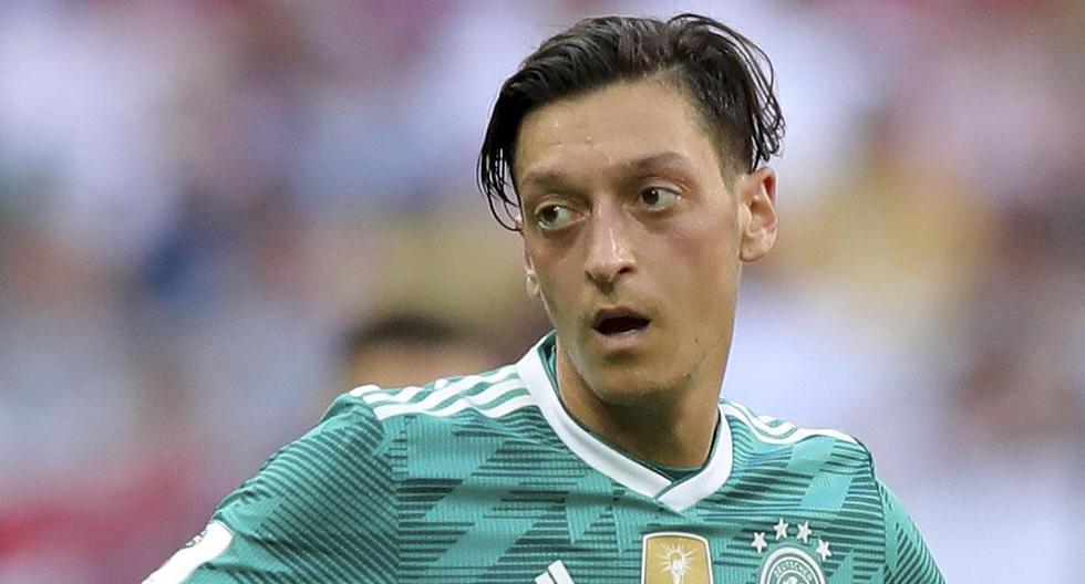 Presidente del Bayern Múnich catalogó la renuncia de Mesut Özil a la Selección de Alemania como el final de una \"pesadill\" | Foto: Getty Images