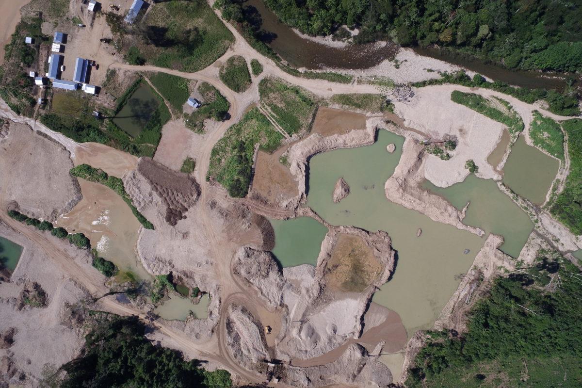 oma aérea con dron del proyecto minero Inca Dorado 2. Foto: ATFFS Puerto Inca.