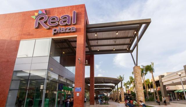 En 2004 inaugura el primer Real Plaza en Chiclayo. Hoy cuenta con 20 centros comerciales.