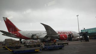 Aerolíneas de América Latina reducen vuelos domésticos en medio de avance del coronavirus en la región