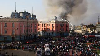 PNP aún no investiga incendio en casona de Plaza Dos de Mayo