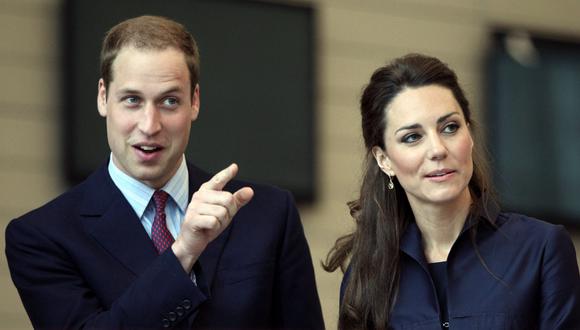 El romance del príncipe William y Kate Middleton será reflejado en "The Crown 6". (Foto: AFP)