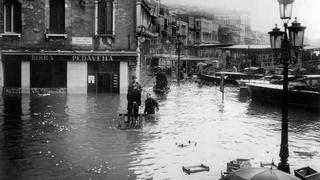Cómo fue la devastadora ‘acqua alta’ que hundió a Venecia en 1966