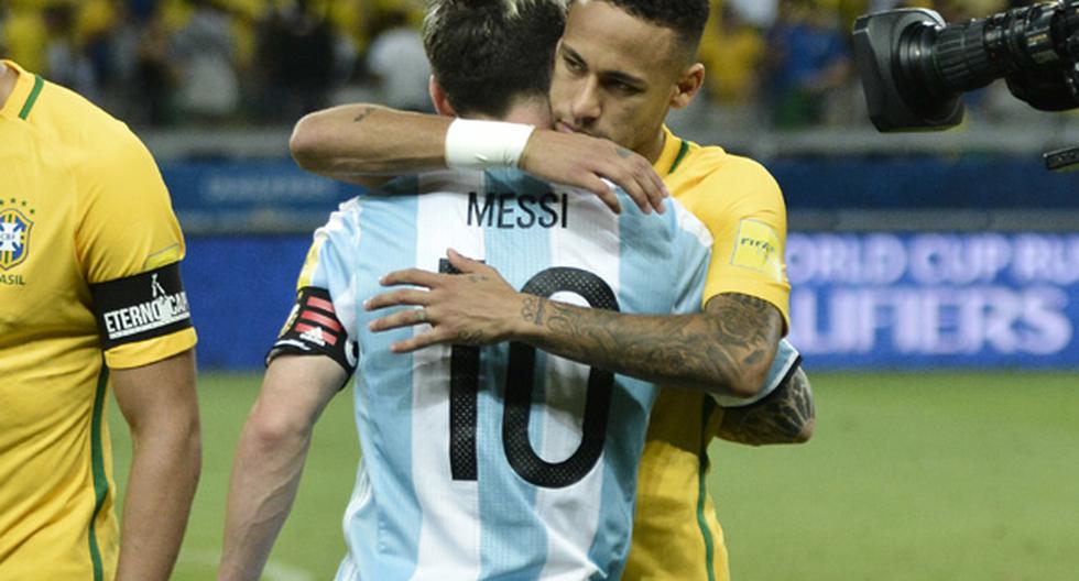 Neymar no quiere ver a Lionel Messi fuera del Barcelona.(Foto: Getty Images)