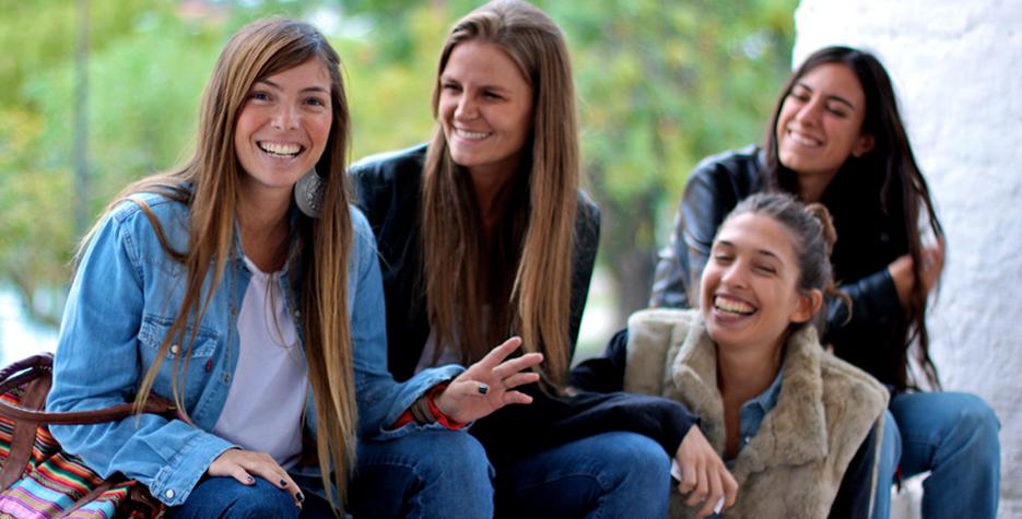 5 cosas que habrías hecho si no tuvieras una mejor amiga