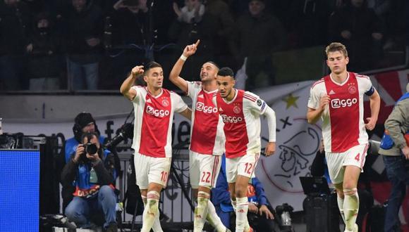 Ajax se coronó campeón de la Eredivisie por número 34, tras golear  4-1 al De Graafschap. (Foto: AFP)