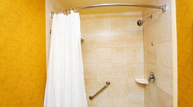 Trucos para eliminar el moho de las cortinas de baño - 2