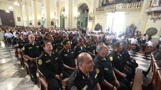 Policía Nacional realiza misa por fallecidos en manifestaciones | FOTOS