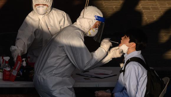 Corea del Sur admite que está luchando contra una segunda ola de coronavirus. (Foto: Ed JONES / AFP).