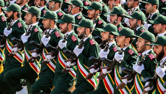 Miembros del Cuerpo de la Guardia Revolucionaria de Irán (IRGC), en la capital, Teherán, el 22 de septiembre de 2018. (Foto referencial de STRINGER / AFP)