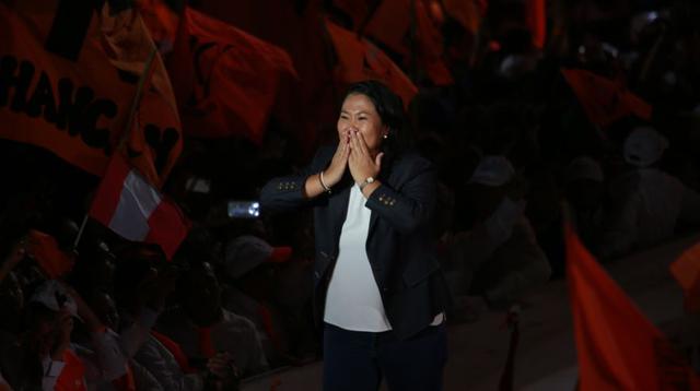 Keiko Fujimori cerró campaña presidencial en Villa El Salvador - 7
