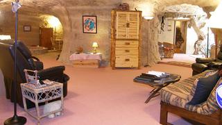Prehistórico: Pasa la noche en este hotel dentro de una cueva